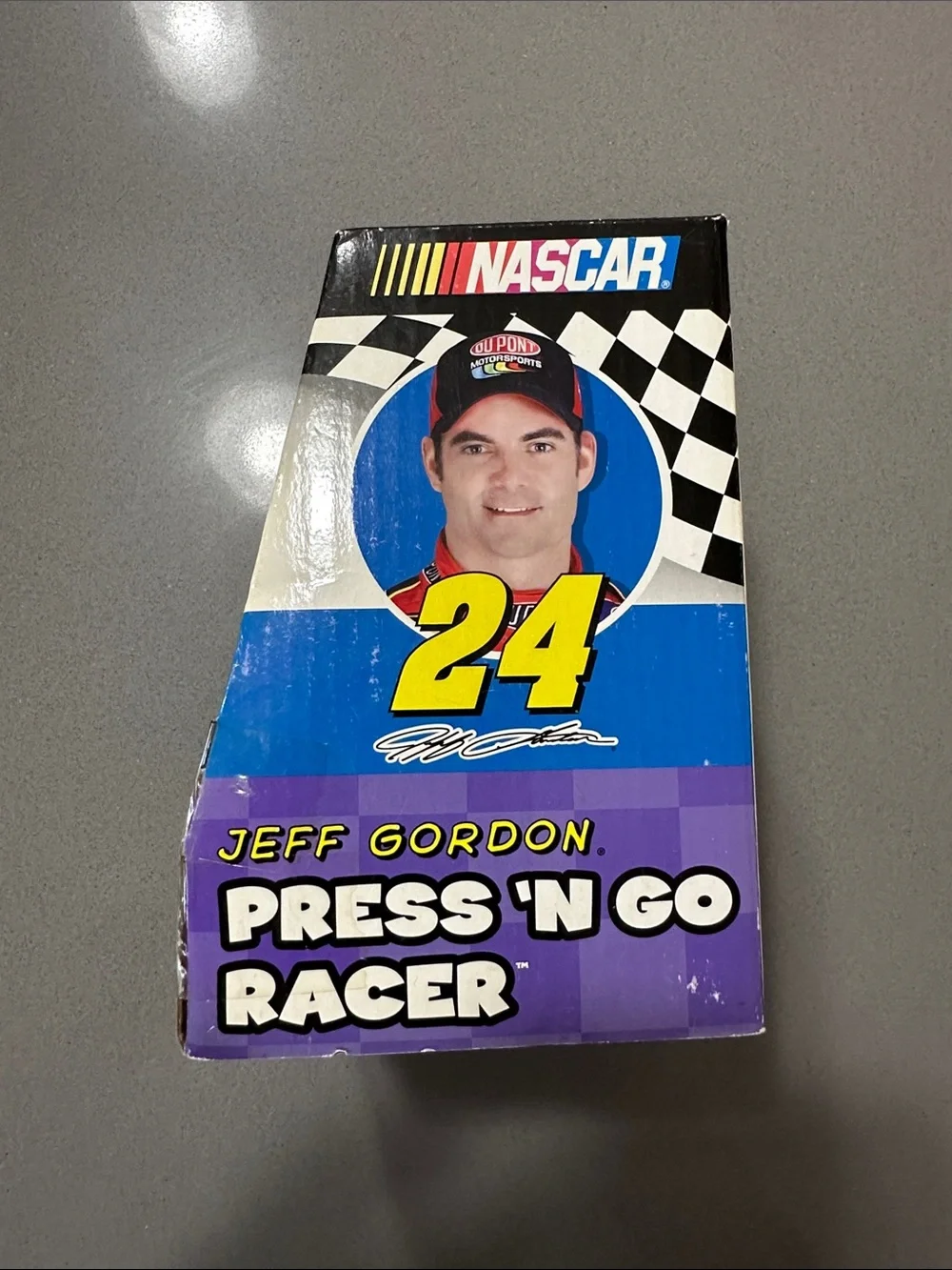 2006 Jeff Gordon Nascar Press 'N Go Racer Toy 18M+